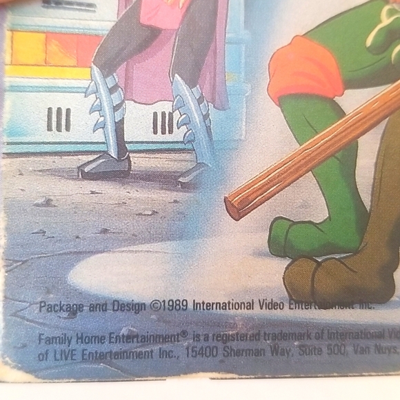 Vintage Teenage Mutant Ninja Turtles "Cowabunga Shredhead" VHS - Picture 4 of 7